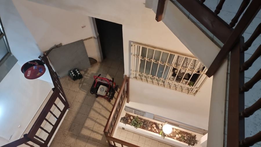 اندلاع حريق داخل مبنى سكني في مدينة حيفا 